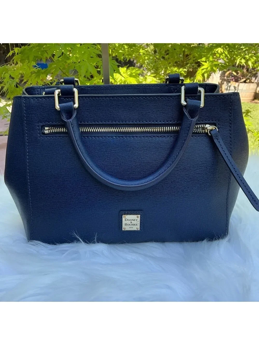 Dooney & Bourke Marine Navy Satchel Saffiano Leather a hand Crossbody Bag